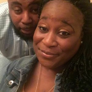 Meet your Posher, Devin